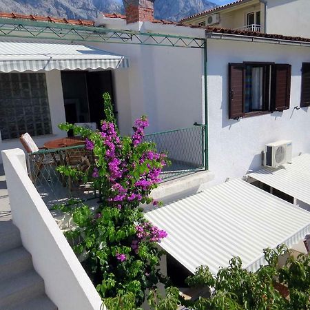 Sara Apartments Baska Voda Luaran gambar