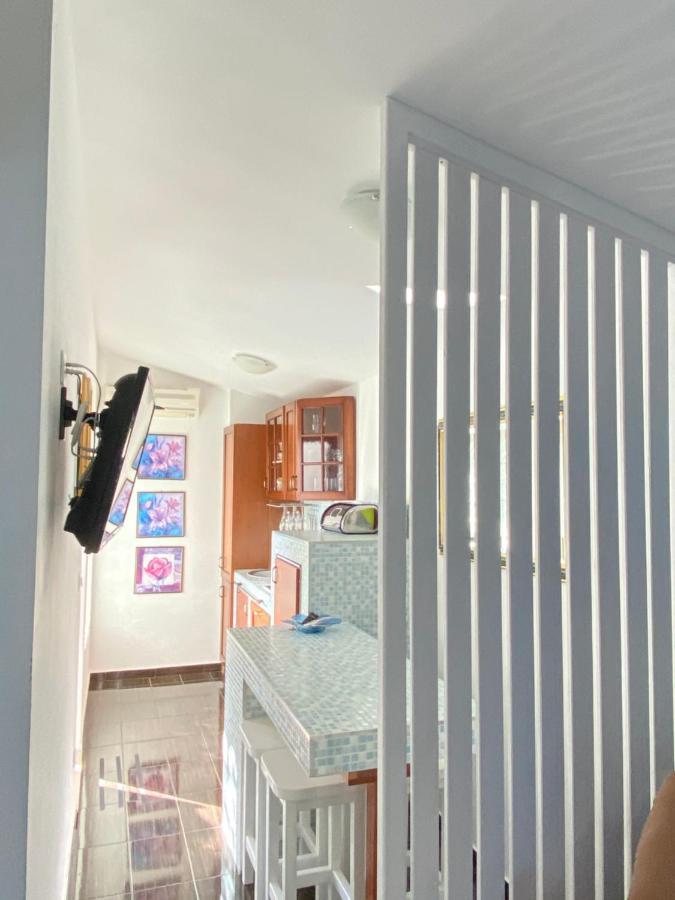 Sara Apartments Baska Voda Luaran gambar