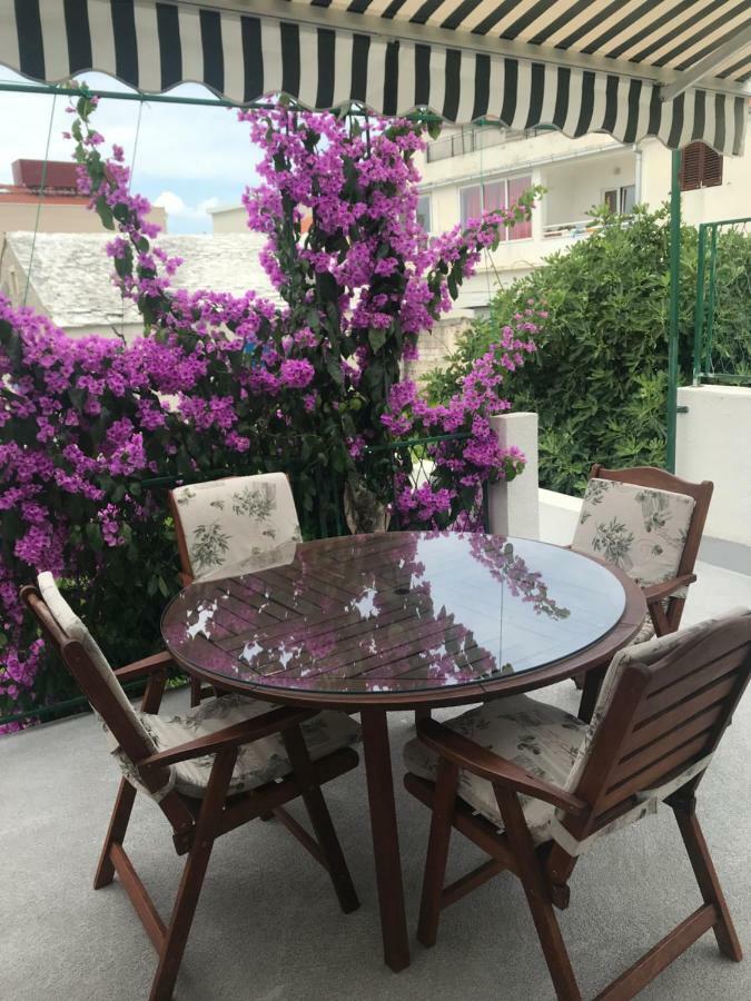 Sara Apartments Baska Voda Luaran gambar